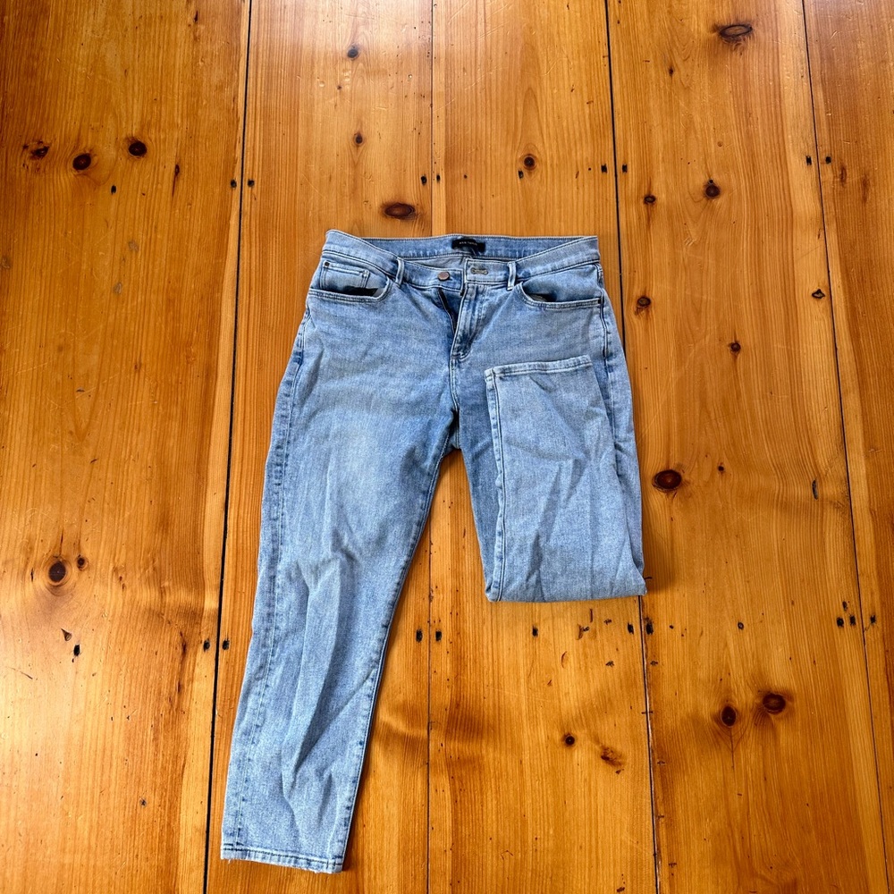 Ann Taylor Tapered Light Wash Mid Rise Jeans